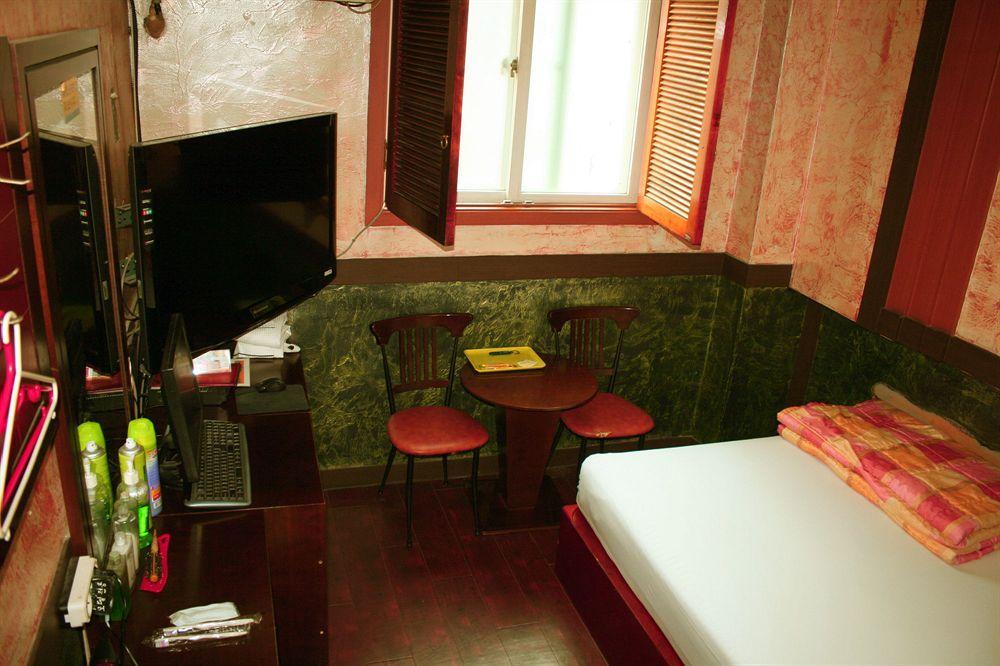 Oppa Hostel Seoul Exterior photo