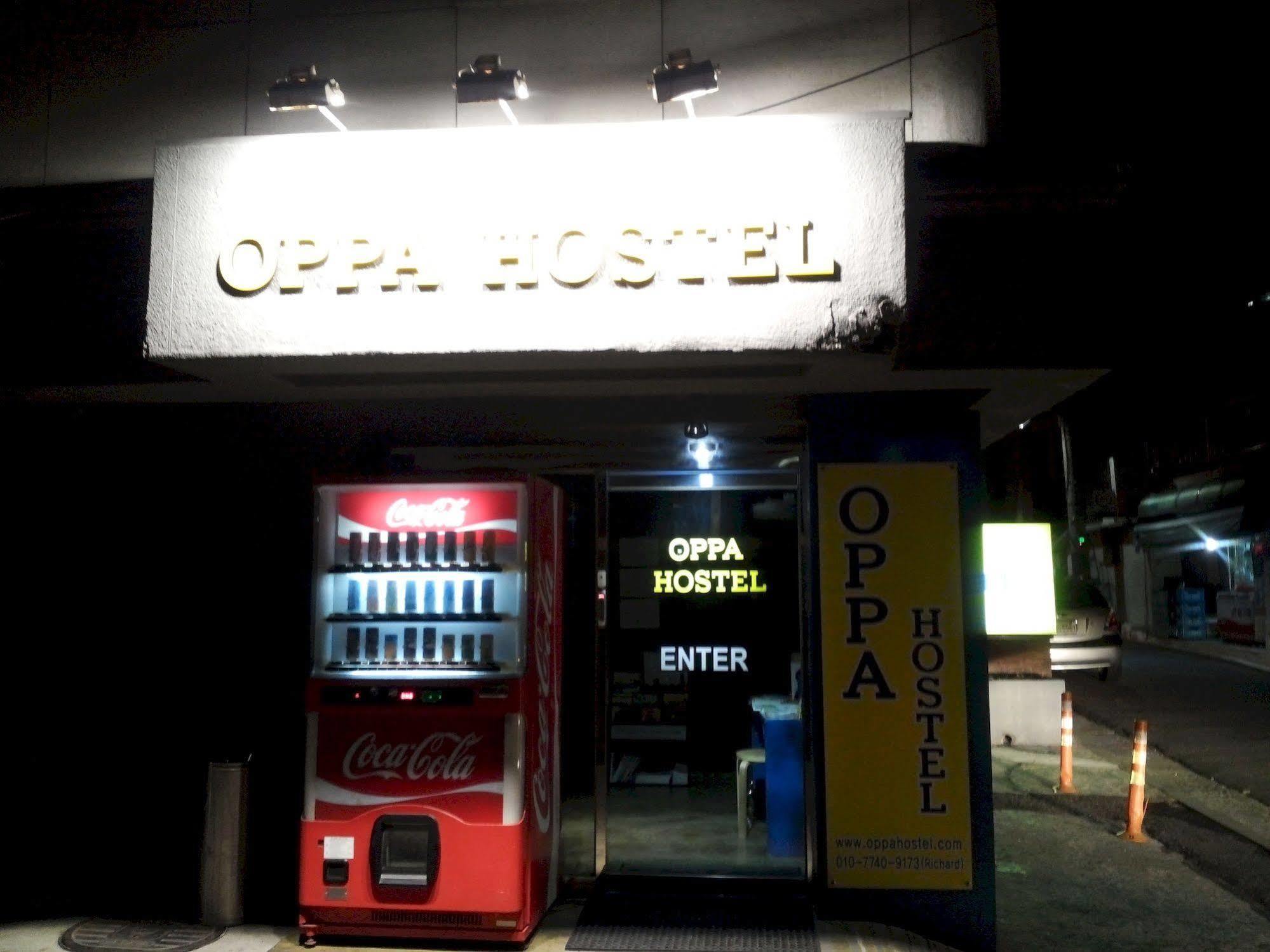 Oppa Hostel Seoul Exterior photo